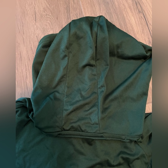 Southeastern Louisiana University Lions basketball long sleeve hooded dry fit - Picture 7 of 8